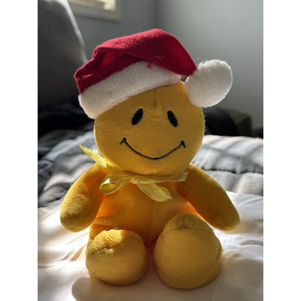 Vintage Shanghai Elcee Toys Smiley Face Santa Bean Bag Plush Holiday Emoji RARE - Picture 1 of 10